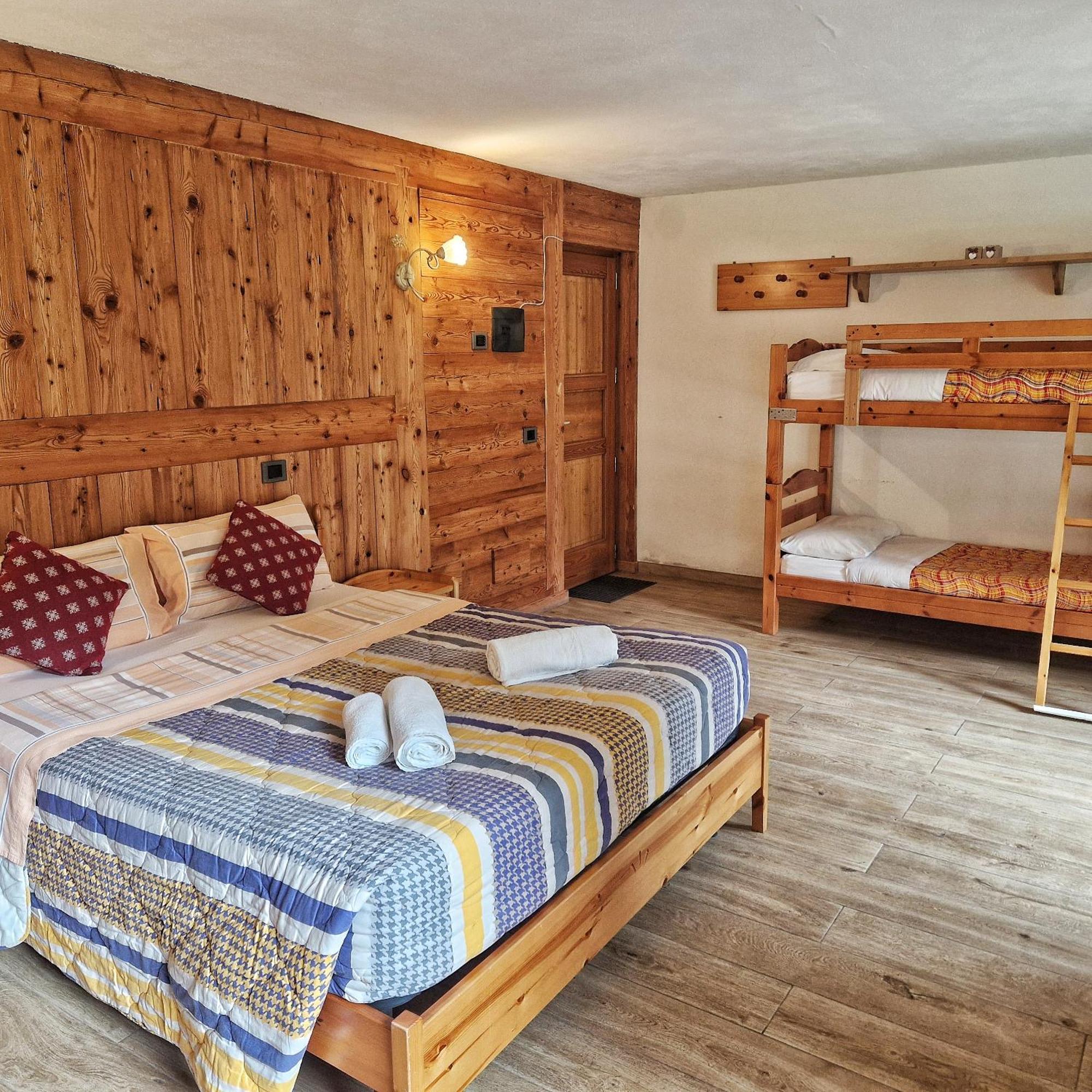 Le Nid De L'Aigle Hotell Champoluc Eksteriør bilde