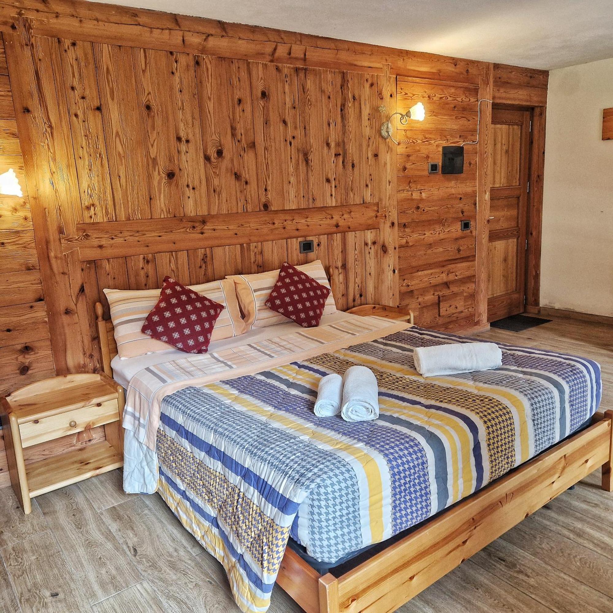 Le Nid De L'Aigle Hotell Champoluc Eksteriør bilde